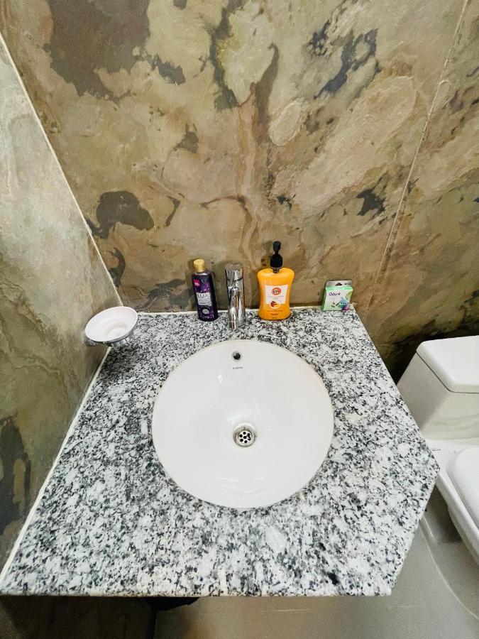 לקנאו Achyutam Homes מראה חיצוני תמונה