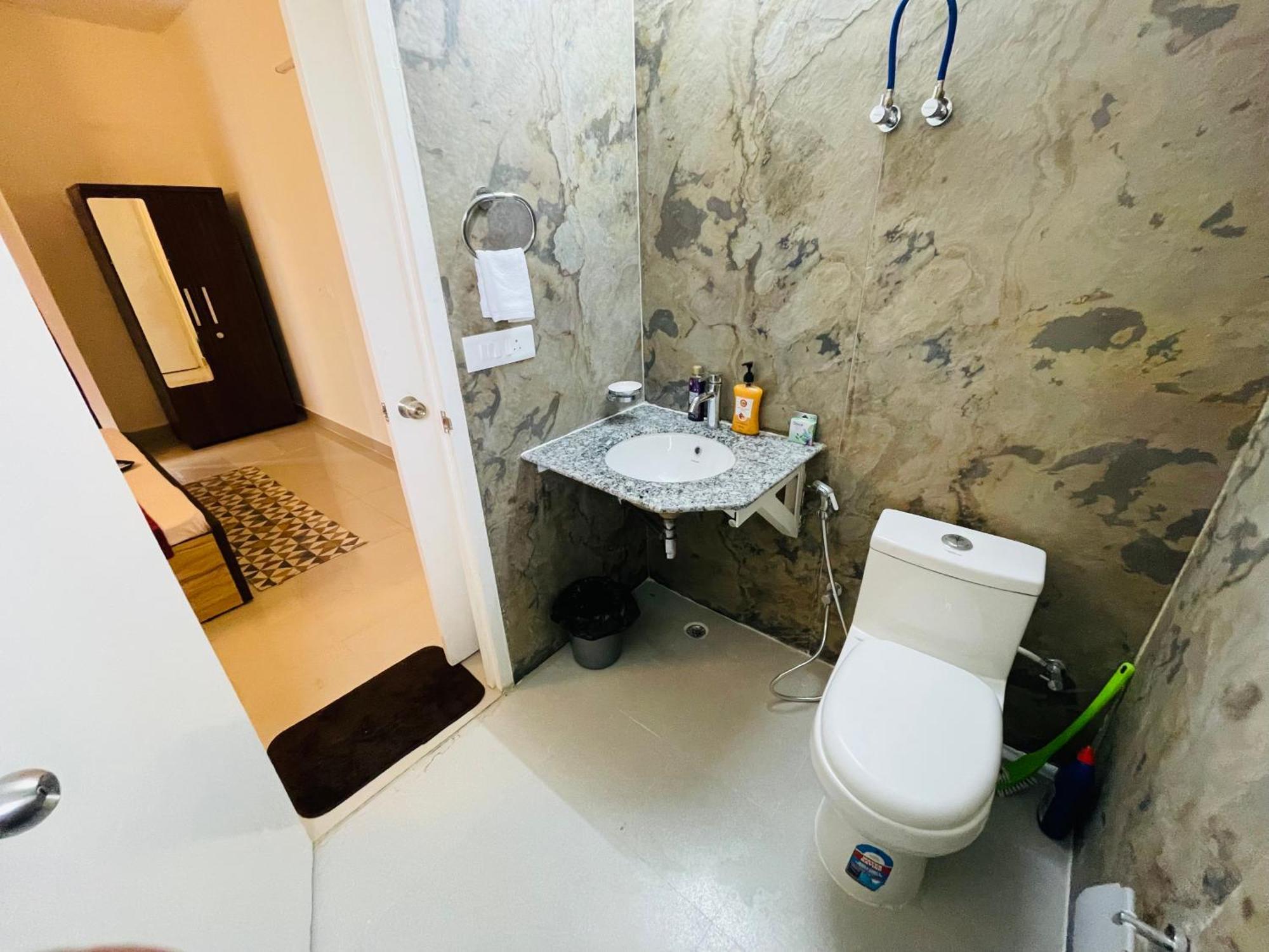 לקנאו Achyutam Homes מראה חיצוני תמונה